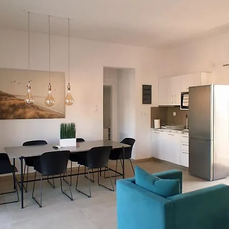 Glikeria Loft فولوس